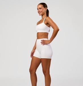 เสื้อชั้นในกีฬาสำหรับผู้หญิง Momentum แบบพลิกกลับด้านได้ ลายพิมพ์ตาข่าย พร้อมสายไขว้ รองรับระดับปานกลาง เหมาะสำหรับโยคะ - Product Image 5