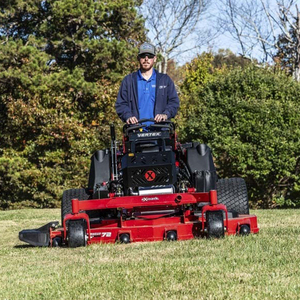 เครื่องตัดหญ้าแบบนั่งขับสำหรับงานจัดสวนมืออาชีพ พร้อมเครื่องยนต์แรงบิดสูงเพื่อการตัดที่แม่นยำและการเคลื่อนที่ที่ราบรื่น - Product Image 2