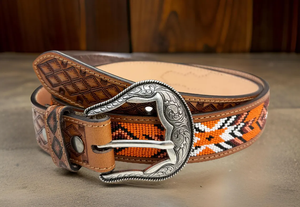 Cinturón de Cuero Marrón Estilo Western para Mujer con Hebilla y Conchos Plateados Ornamentados, Accesorio de Moda Vaquera Vintage - Product Image 2
