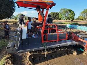 Tracteur agricole à chenilles HOGICO HG80VN 80 CV 2RM, transmission par engrenages robuste, machine agricole de haute performance, orange, 2710 kg - Meilleure vente - Product Image 6