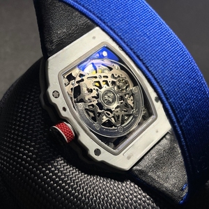 Reloj de Lujo para Hombre RM 67-02 Alexis Pinturault, Esqueleto de Carbono Azul y Blanco, Reloj de Diseño Mecánico Automático - Product Image 5