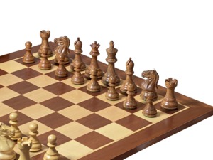 Jeu d'échecs en bois de haute qualité, plateau pliable avec pièces classiques pour jouer, unisexe - Product Image 3
