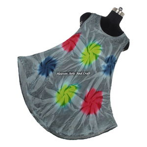 Robe indienne tie-dye en rayonne pour femme, fabriquée en Inde, robe parapluie pour femme, design tie-dye coloré, robe de plage en rayonne - Product Image 6
