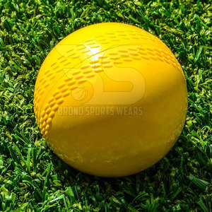 High Quality Cricket <b>Balls</b> For Practice Sessions Nets And Matches Offering Strong Durability And Reliable Control - Product Image 4