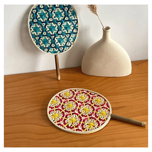 Abanicos Decorativos Redondos de Metal Hechos a Mano con Patrones Coloridos Estilo A B C D E F para Uso en Exteriores - Product Image 5
