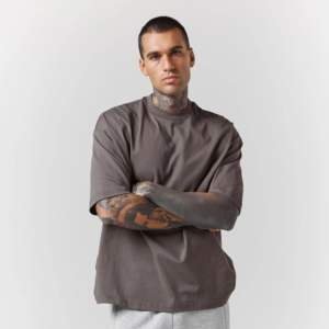 เสื้อยืดผู้ชายแบบ OEM/ODM สั่งทำพิเศษ ทรงโอเวอร์ไซส์ ไซส์ใหญ่พิเศษ พร้อมสกรีนโลโก้ สำหรับผู้ชายและผู้หญิง - Product Image 2