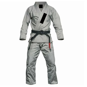 Kimono de BJJ gris pour homme, 100% coton, uniforme d'arts martiaux durable, coupe régulière, taille adulte - Product Image 1