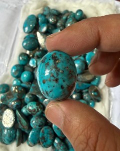 Lot de cabochons en turquoise mélangée AAA+++ – Pierres précieuses en turquoise naturelle en vrac, formes variées pour la fabrication de bijoux, vente en gros - Product Image 6