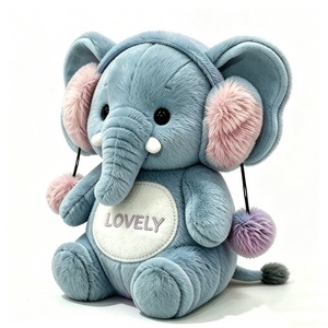 Peluche de elefante blanco personalizado, peluche de elefante con orejeras rosas y esponjosas, orejeras de elefante con pompones de dos colores. - Product Image 1