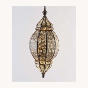 Stylish New Design Metal <b>Lantern</b> With Glass Panels Customized <b>Candle</b> <b>Holder</b> For Home Garden Decoration - Product Image 4