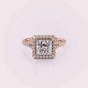 Bague de fiançailles en or blanc avec halo de diamants en moissanite taille princesse, double solitaire, bague de mariage de luxe, bague de promesse - Product Image 1