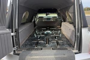 Cadillac Fleetwood Hearse de 1996 - Product Image 4