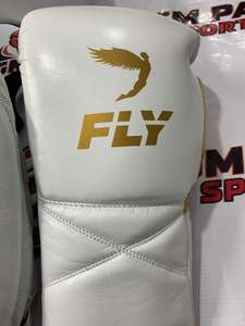 Gants de boxe Fly Superlace X blancs à lacets pour entraînement professionnel 8oz-16oz - Product Image 2
