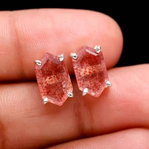 Boucles d'oreilles hexagonales en quartz rouge naturel, argent sterling 925 plaqué or, bijoux minimalistes faits à la main, cadeau - Product Image 1