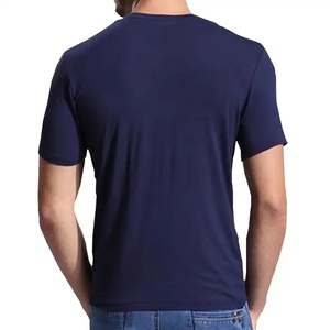 Camiseta Casual de Hombre, Cuello Redondo, Manga Corta, Corte Regular, Tejido de Punto, 100% Algodón, Color Azul Marino, Logotipo Frontal, Secado Rápido y Transpirable - Product Image 1