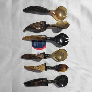 Ensemble de deux cuillères en véritable corne de mouton, fabriquées par des artisans indiens qualifiés. Meilleur ensemble de couverts, cuillères, fourchettes miniatures, ustensiles de cuisine attrayants. - Product Image 1