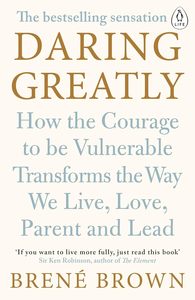 Dare to Be Great, de Brené Brown, libro de autoayuda y crecimiento personal en formato de bolsillo. - Product Image 3