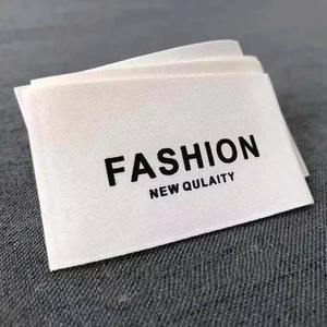Étiquettes de marque les plus vendues pour vêtements, étiquettes blanches personnalisées pour logo de marque, étiquettes tissées pour vêtements de marque, bonne qualité 2026 - Product Image 4