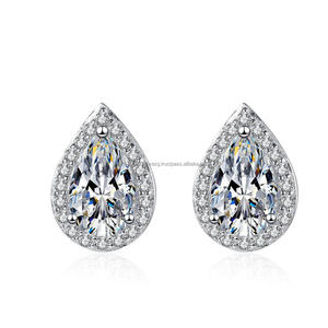 Pendientes de Moissanita en Forma de Pera, con Aspecto de Diamante, Joyería Fina - Product Image 1
