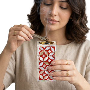 Colección Artesanal de Última Generación: Quemador de Bakhoor de Color Púrpura con Incrustaciones de Madreperla, Ecológico y Duradero para el Hogar - Product Image 1