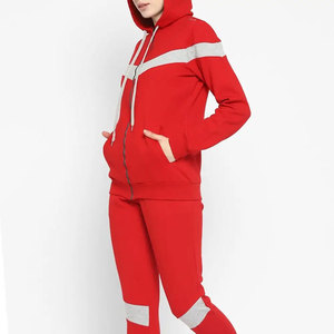 OEM 2026 Nueva Llegada Chándal de Mujer de Lujo con Pedrería y Estampado de Goma en Relieve 100% Algodón para Gimnasio - Product Image 3