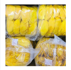 Tranches de mangue séchée 99GD sans OGM, saveur aigre, collation de fruits tropicaux, emballage sous vide, origine Dong Nai Vietnam, modèle Emma, moelleuses et croquantes - Product Image 1