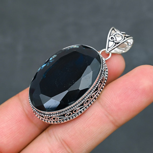Magnifique pendentif en topaze bleue de Londres, pierre précieuse créée en laboratoire, en argent sterling 925, fait main, bijou statement, cadeau pour femme - Product Image 4