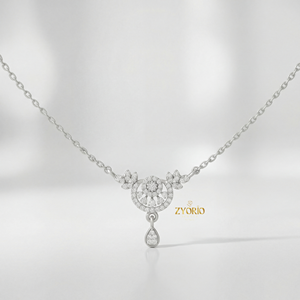 Pendentif en argent de luxe en forme de croissant floral avec diamant, chaîne élégante pour tous les jours, fiançailles, anniversaire, fête, mariage - Product Image 2