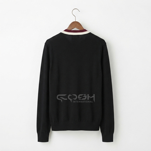 เสื้อสเวตเตอร์คอวี ดีไซน์ลำลอง สไตล์คลาสสิคแบบวินเทจ ผลิตจากผ้าขนสัตว์นุ่ม ของ Cosh International Sisterhood Sorority เหมาะสำหรับใส่ในฤดูใบไม้ร่วง - Product Image 4