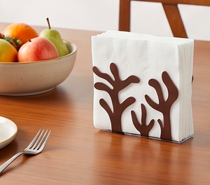 Porte-serviettes unique en métal et fer avec finition marron, parfait pour une utilisation élégante en cuisine et comme décoration de table à manger. - Product Image 3