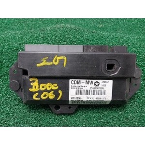 300 ECU y Módulos de Computación Usados 56038722AL - Product Image 1