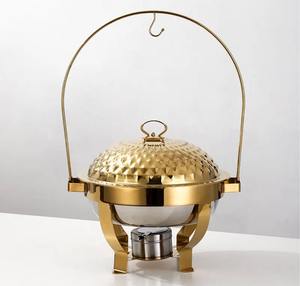 Recipientes para calentar comida de metal de alta calidad con tapa colgante, ideales para reuniones informales y ocasiones formales. - Product Image 4