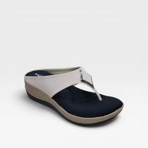 Chaussons compensés confortables et élégants pour femmes, tongs à coussinets souples, antidérapants, légers, pour usage quotidien intérieur et extérieur - Product Image 1