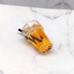 เครื่องดื่มโซดาสีส้มขนาดเล็กพร้อมท็อปน้ำแข็งสำหรับตกแต่งบ้านตุ๊กตาขนาดเล็ก1:12ทำจากพลาสติก - Product Image 3