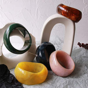 Bracelet en résine époxy Bijoux uniques en résine Bracelet en résine personnalisé Bracelet artistique fabriqué en Inde - Product Image 3