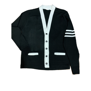 Crea tu Suéter o Cárdigan Personalizado de Primera Calidad con Cuello en V y Logotipos de Hermandades/Fraternidades/Escuelas/Universidades - Product Image 2
