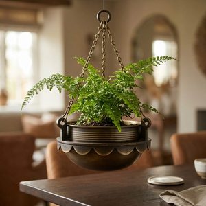 Maceta Colgante Redonda de Latón Antiguo de 22 cm Hecha a Mano con Cadena Zaria de Seisenta Centímetros de Largo, Hecha en India para Decoración del Hogar y Hoteles - Product Image 2