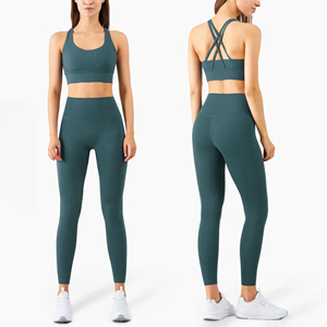 Conjunto de yoga de 2 piezas para mujer, novedad de verano: Top de nailon con espalda cruzada y leggings deportivos para Pilates, fitness y atletismo. Chándal para mujer. - Product Image 6