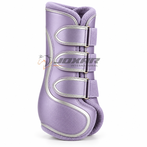 Botas de equitación premium que ofrecen una cobertura confiable para las patas, comodidad transpirable y un cierre seguro para caballos activos. - Product Image 3