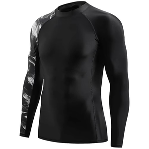 Matériel durable fabriqué au Pakistan, usine de fabrication de rashguards, chemise de rashguard, nouveau design, rashguards MMA légers. - Product Image 2