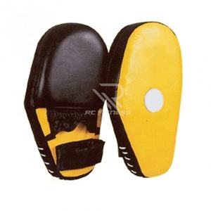 Guantes de Boxeo y Almohadillas de Entrenamiento de Cuero Transpirable, Ecológico y Duradero, Personalizables con su Propio Diseño - Product Image 3