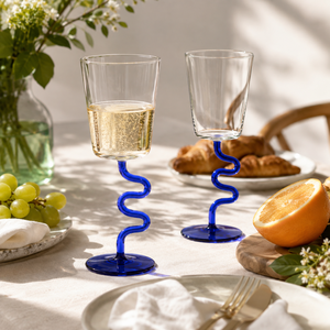 Verres à cocktail transparents en borosilicate faits à la main de 250 ml, sans plomb, coupe Martini, verres à Margarita, verrerie de bar réutilisable en gros - Product Image 1