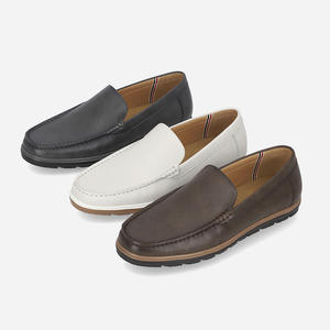 Mocasines de cuero de vaca de dos tonos para hombre, zapatos de estilo para caminar de 2cm (LCMC78U413) - Product Image 1