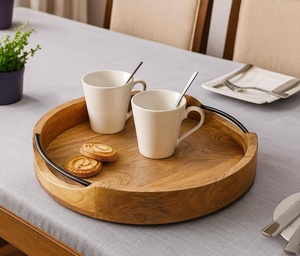 Plateau de service rond en bois classique écologique avec poignée en laiton élégant produit décoratif de haute esthétique pour restaurant d'hôtel à domicile - Product Image 2