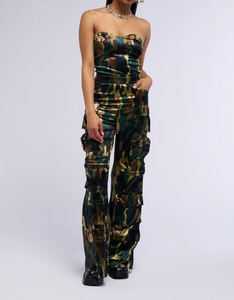 Monos de Camuflaje a Medida para Mujer para Fiestas de Graduación | Mono Cargo Acampanado de Satén Elástico OEM para Pedidos al por Mayor - Product Image 2