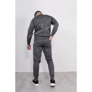 Ensemble de survêtements personnalisés pour hommes de haute qualité, doublure polaire épaisse 340 GSM, manches raglan, pantalon à capuche tricoté pour l'hiver - Product Image 4