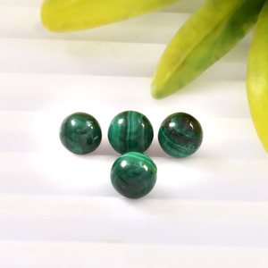 ลูกบอลมาลาไคต์ธรรมชาติขนาด 10 มม. รูปทรงกลมเรียบ คริสตัลบำบัด ลูกแก้วอัญมณีสำหรับทำเครื่องประดับ ขายส่งจำนวนมาก - Product Image 1