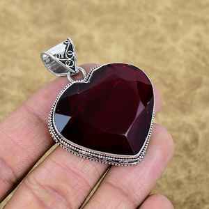 Pendentif en grenat du Mozambique facetté, minimaliste, en argent sterling 925, pierre précieuse en forme de cœur rouge, bijoux vintage - Product Image 3