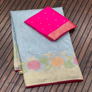 VASTRA COTTAGE Sari de Seda Dola con Pallu de Tejido Meenakari Zari de Lujo, Borde Tejido con Borlas y Blusa en Contraste, para Uso Festivo - Product Image 1