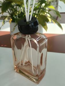 Difusor de Aromas con Varillas de 200 ml, Rojo, en Oferta, Perfume <span class=keywords><strong>para</strong></span> el Hogar, Fragancia, Aceite Aromático, Botella de Difusor de Aromas de Lujo con Caja de Regalo - Product Image 3